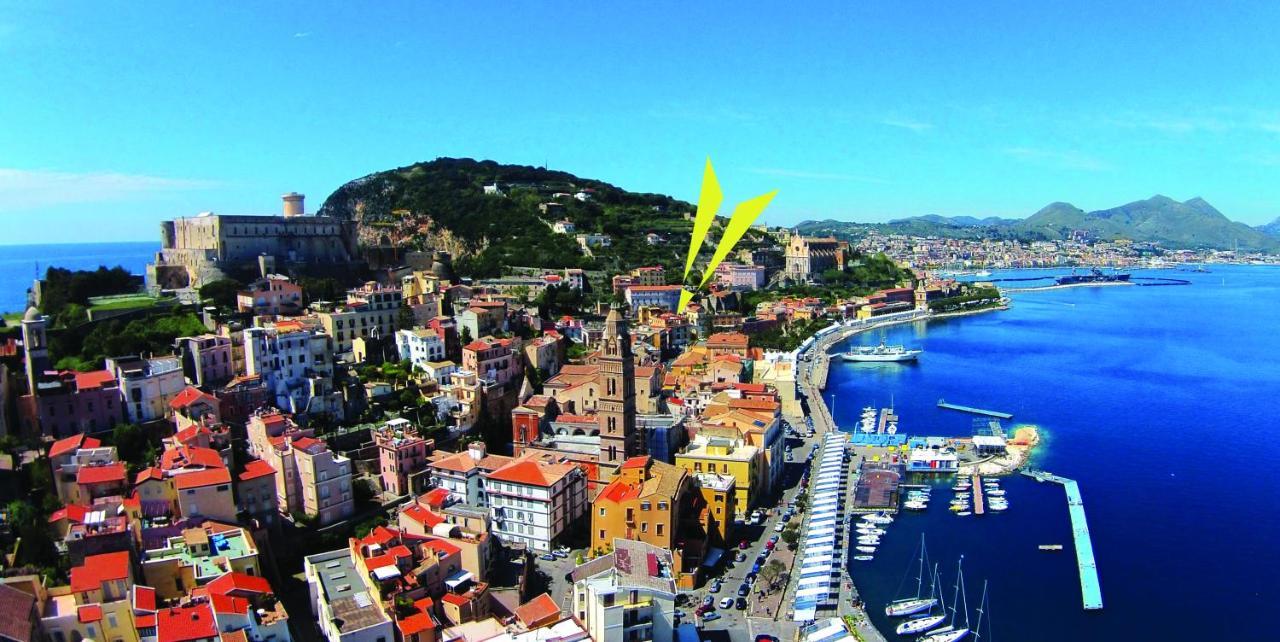 Medieval Flat Lägenhet Gaeta Exteriör bild